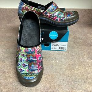 Dansko Vegan Volley Canvas Floral Patchwork Rain clogs size 41